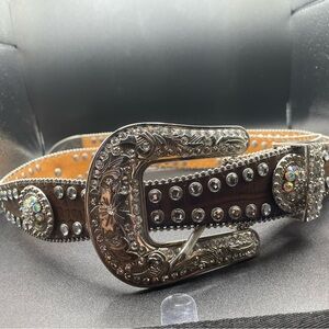 Ladie's Rodeo Blazin Roxx Brown and Silver Studded Belt - Lots of Flash